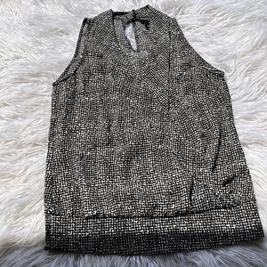 BHWM Sleeveless 💫XXS💫black and white